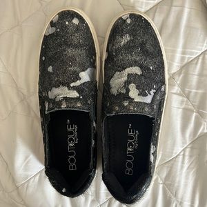 Fun pewter black slip on tennis shoes